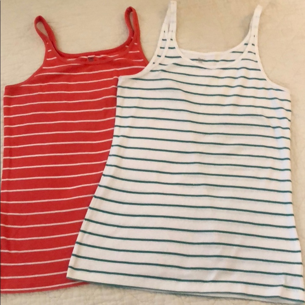 Gap tank tops sz L